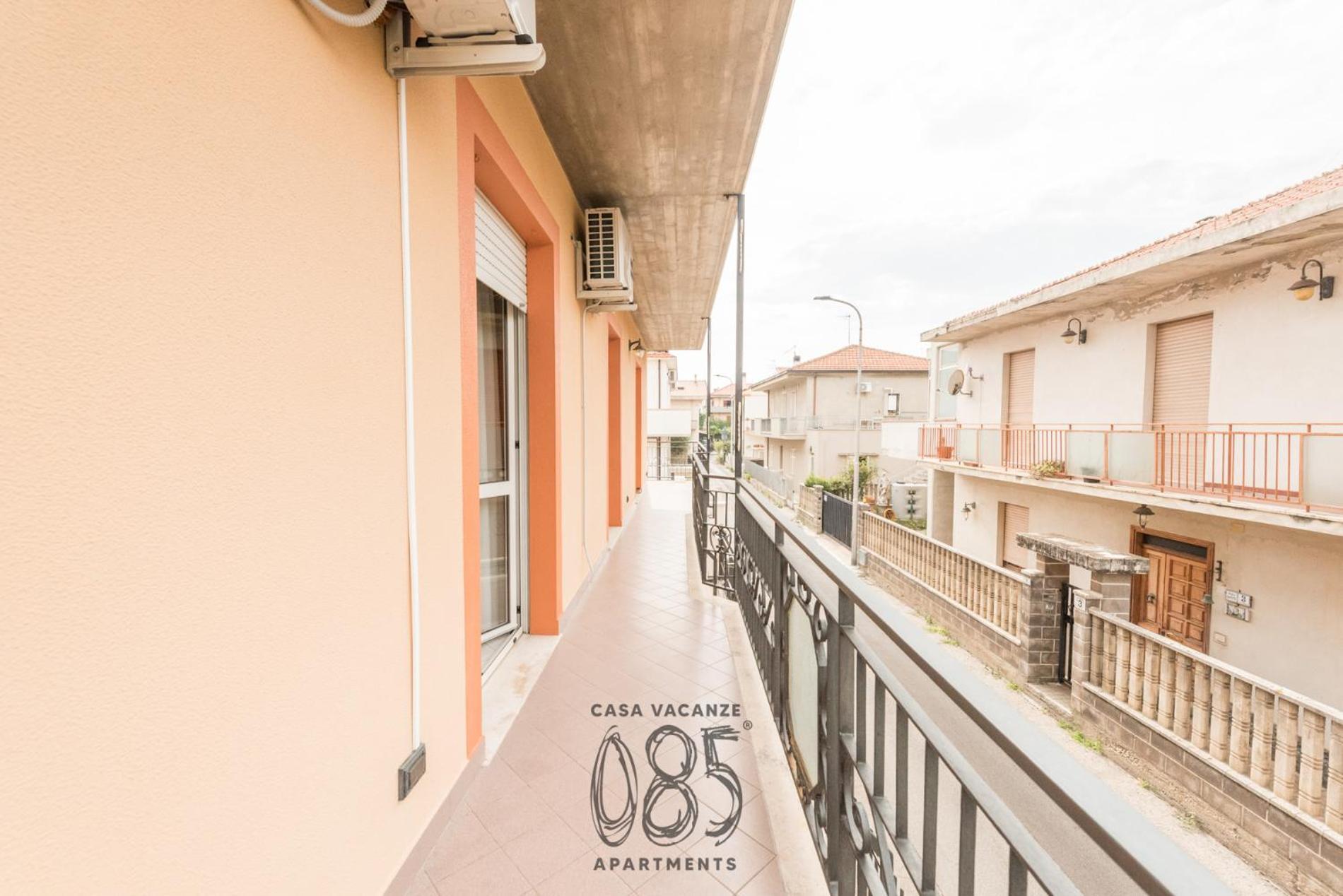 085 Apartments Montesilvano Exterior photo