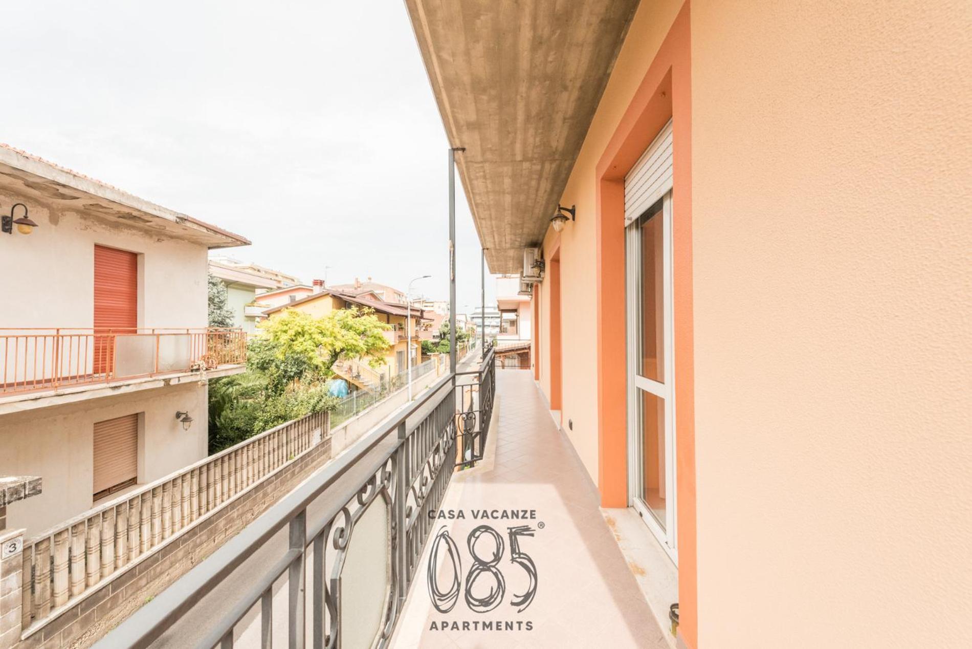 085 Apartments Montesilvano Exterior photo