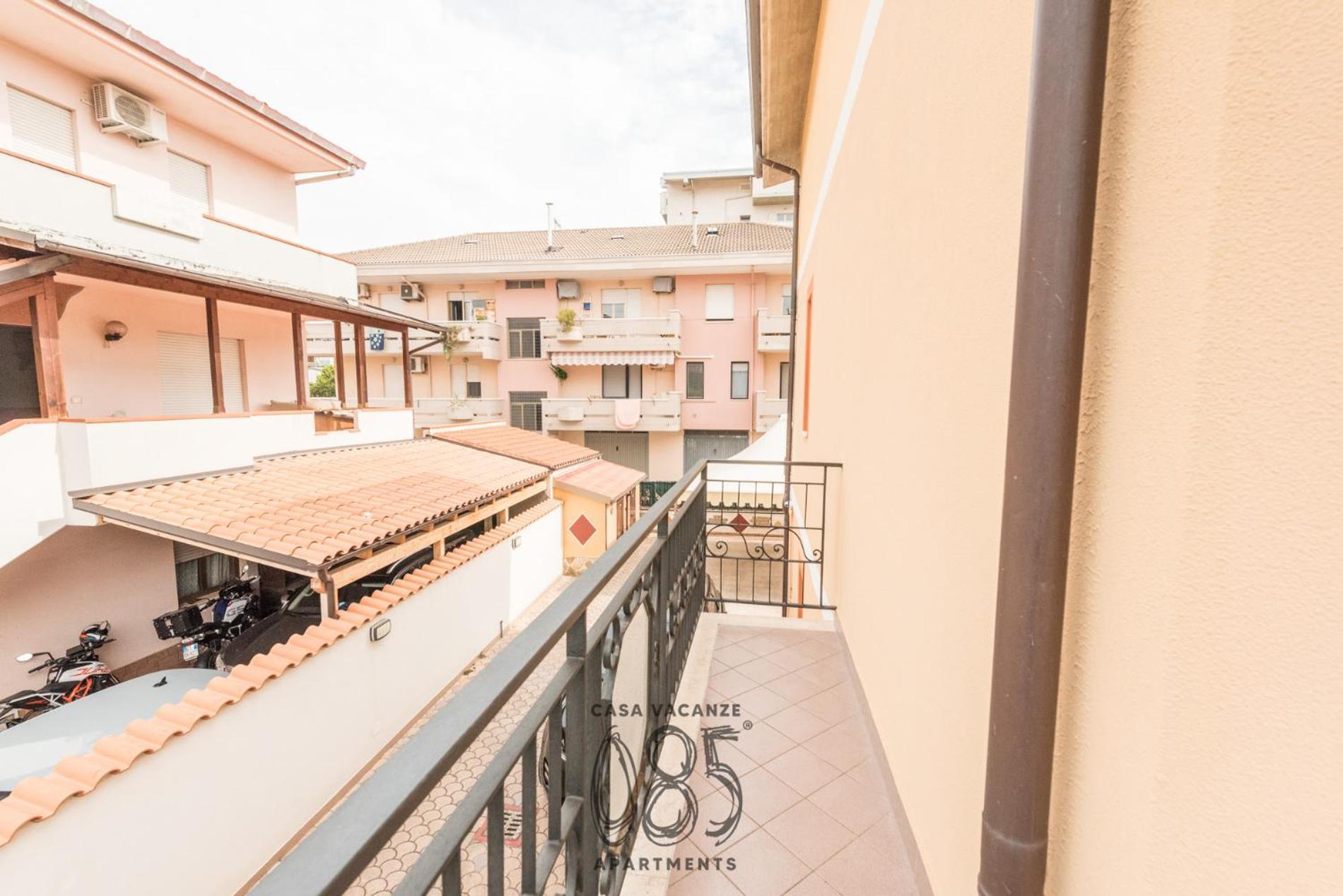 085 Apartments Montesilvano Exterior photo