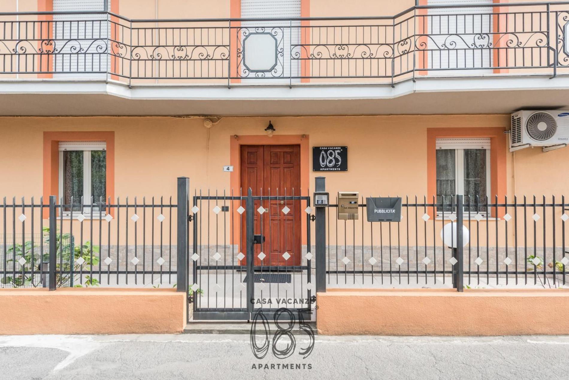 085 Apartments Montesilvano Exterior photo